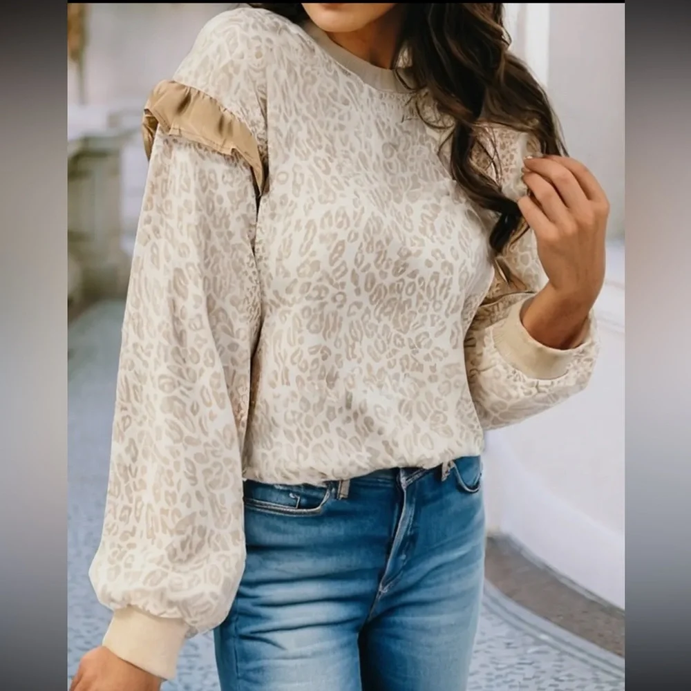 Leopard Print Ruffle Sleeve Top - Cream - Picture 2 of 2